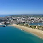 Апартаменты Vila Praia *